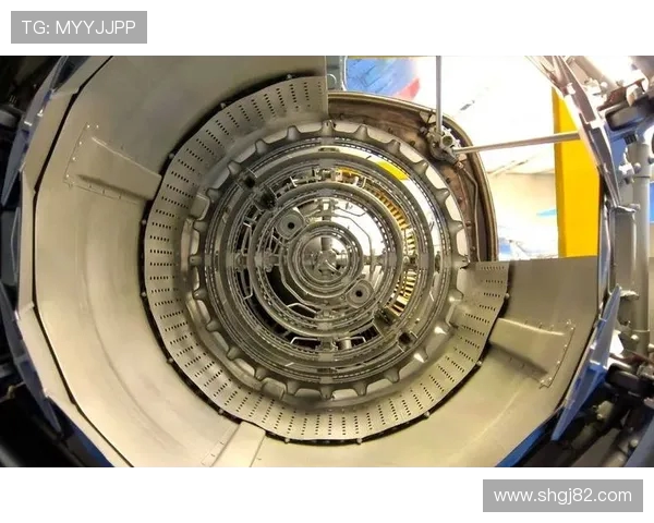 战斗机加力燃烧室的工作状态与推力